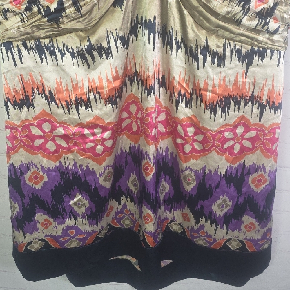 Apostrophe Multicolor Patterned Top - Picture 4 of 13